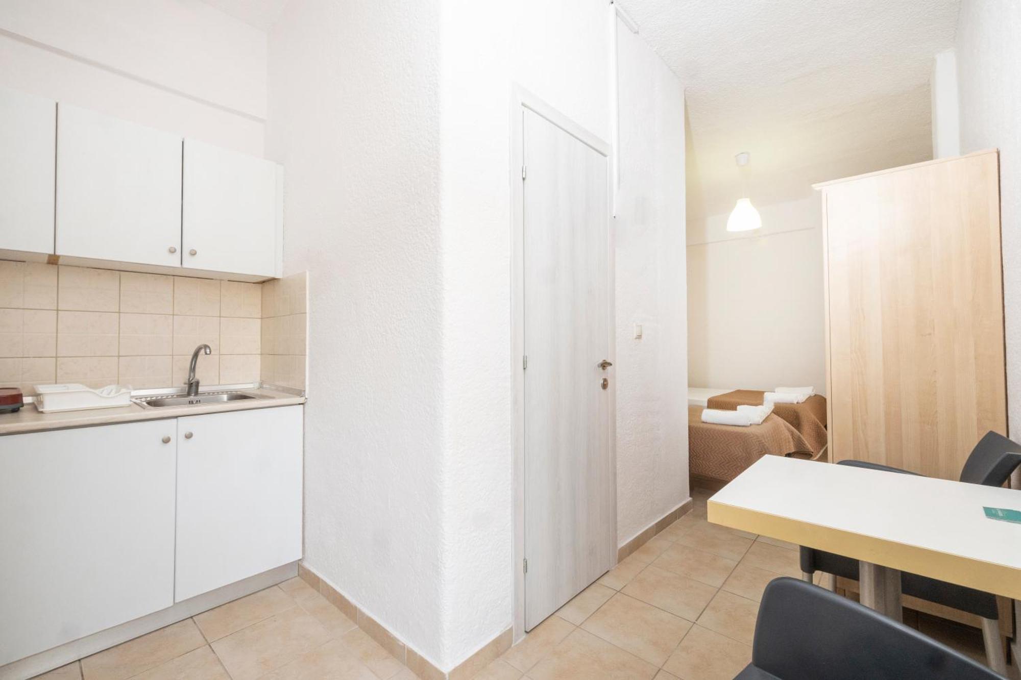 Alexandra Studios Kallithea  객실 사진